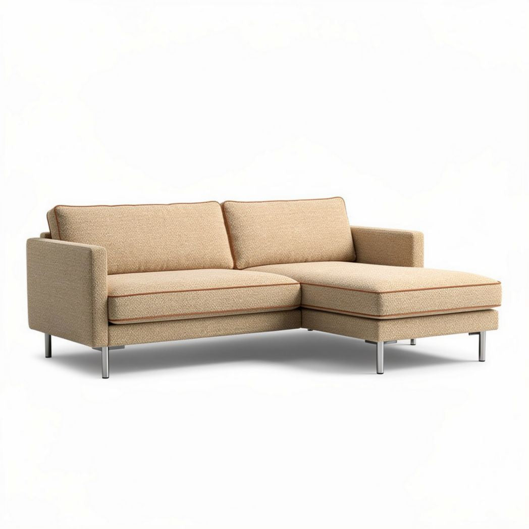 Divano angolare in tessuto beige con pouf 210 x 90 x 85cm