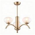 Lampadario moderno in metallo dorato con tre diffusori in vetro bianco diametro 30 cm h 50 cm