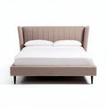 Letto matrimoniale rosato con testiera trapuntata dimensioni 200 x 160 cm